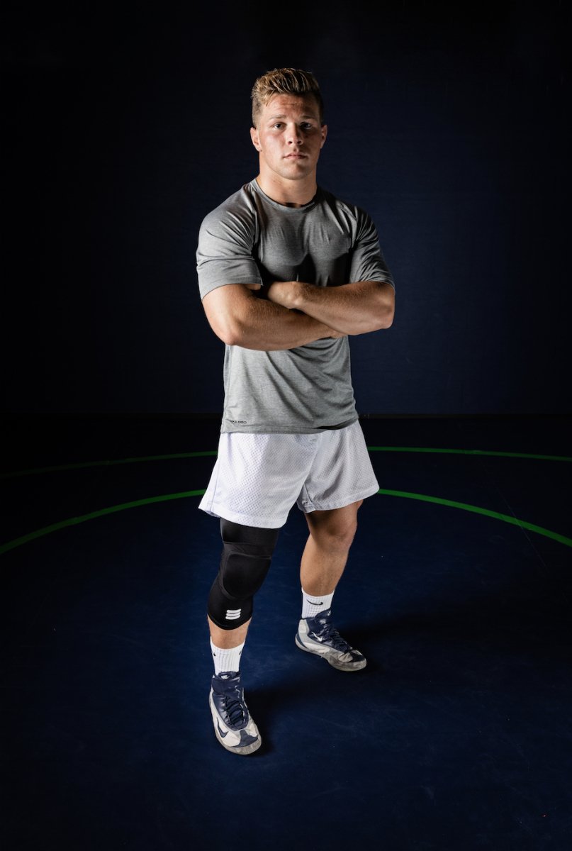 Cumulus Mid-Length Padded Knee Sleeve (Black)